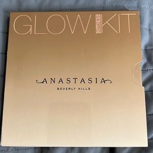 Anastasia Glow Kit